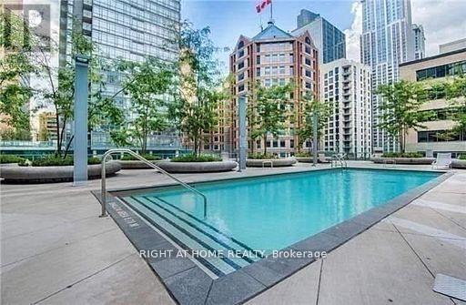 902 - 832 Bay Street, Toronto, Ontario  M5S 1Z6 - Photo 17 - C13460270