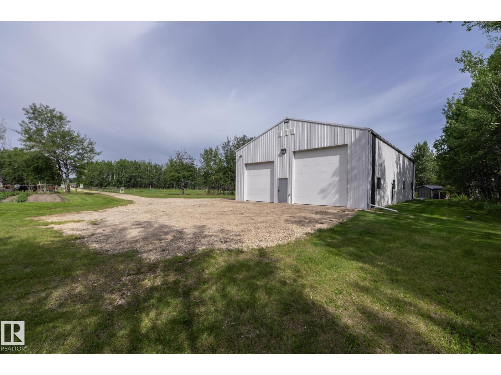 57511 Range 92 Rd, Rural Lac Ste. Anne County, Alberta  T0E 1N0 - Photo 2 - E4494269