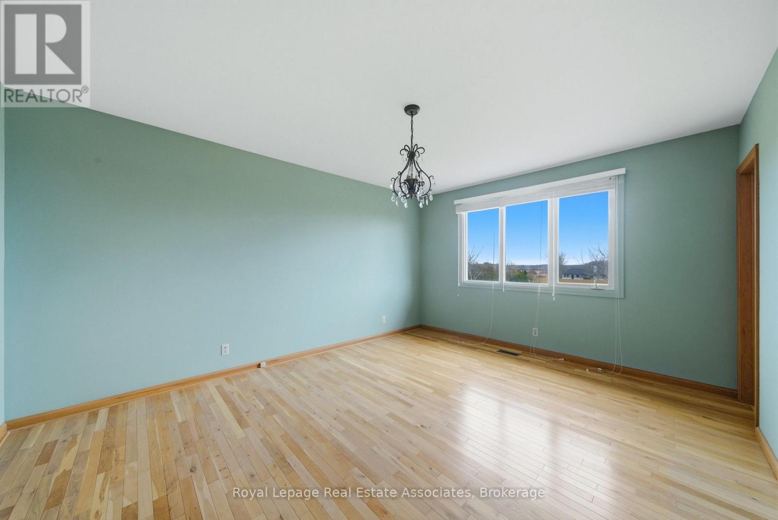 1137 Ridge Road, Hamilton, Ontario  L8J 2X5 - Photo 30 - X12881258