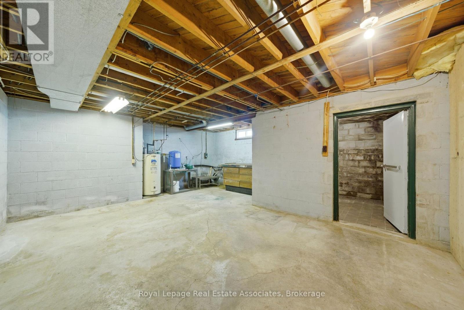 1137 Ridge Road, Hamilton, Ontario  L8J 2X5 - Photo 36 - X12881258