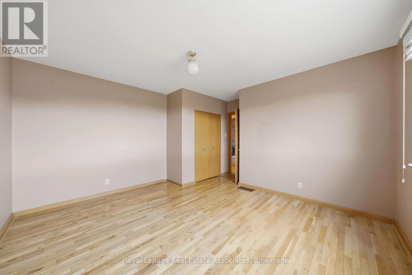 1137 Ridge Road, Hamilton, Ontario  L8J 2X5 - Photo 27 - X12881258