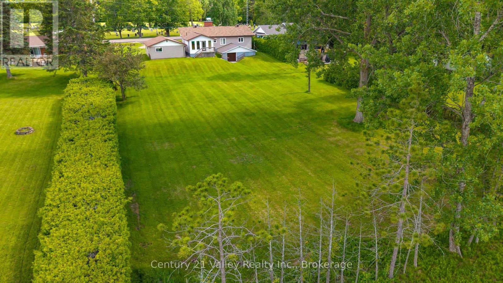32 Foymount Road, Bonnechere Valley, Ontario K0J 1T0 - Photo 3 - X13460306
