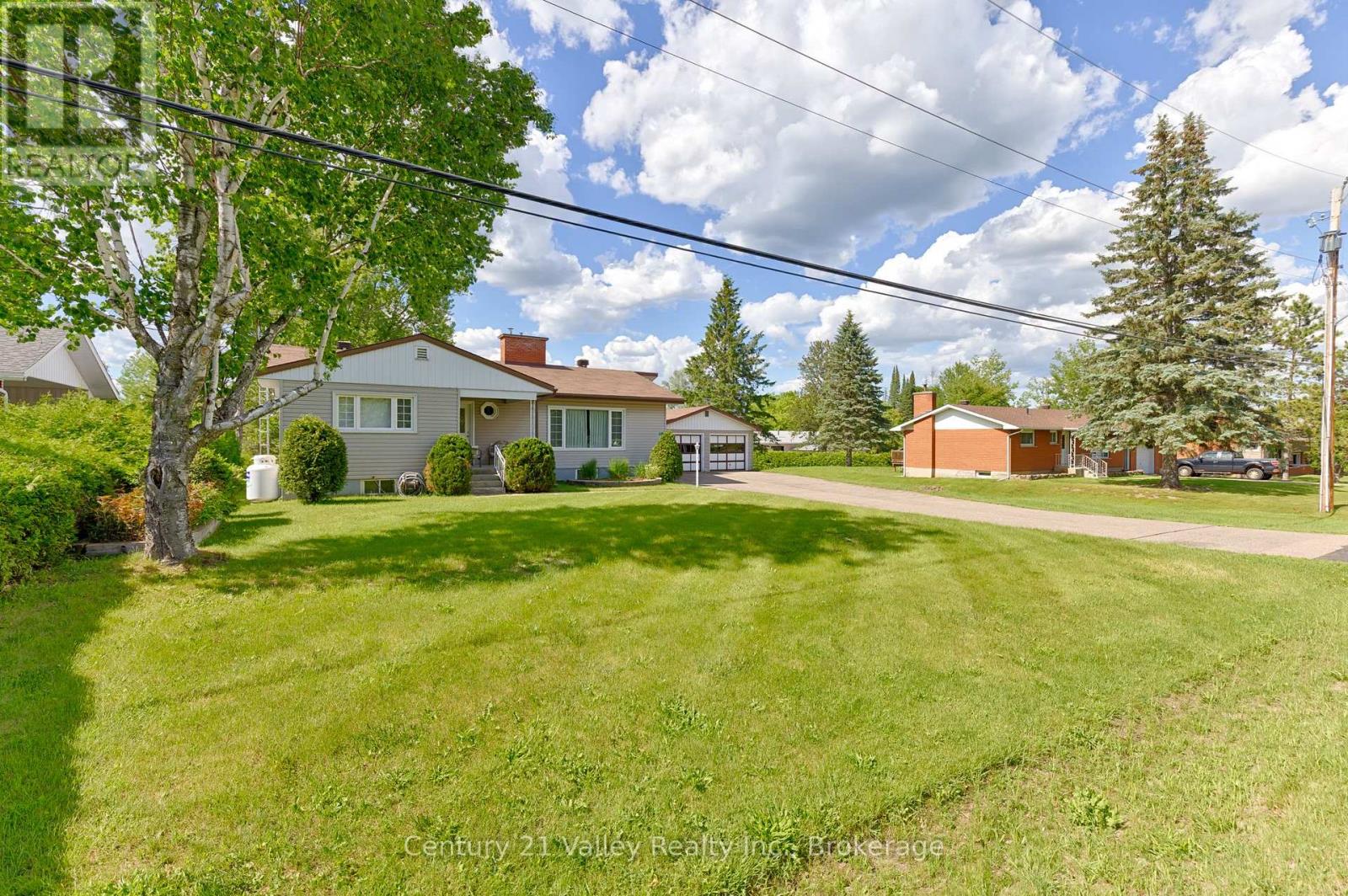 32 Foymount Road, Bonnechere Valley, Ontario  K0J 1T0 - Photo 41 - X13460306
