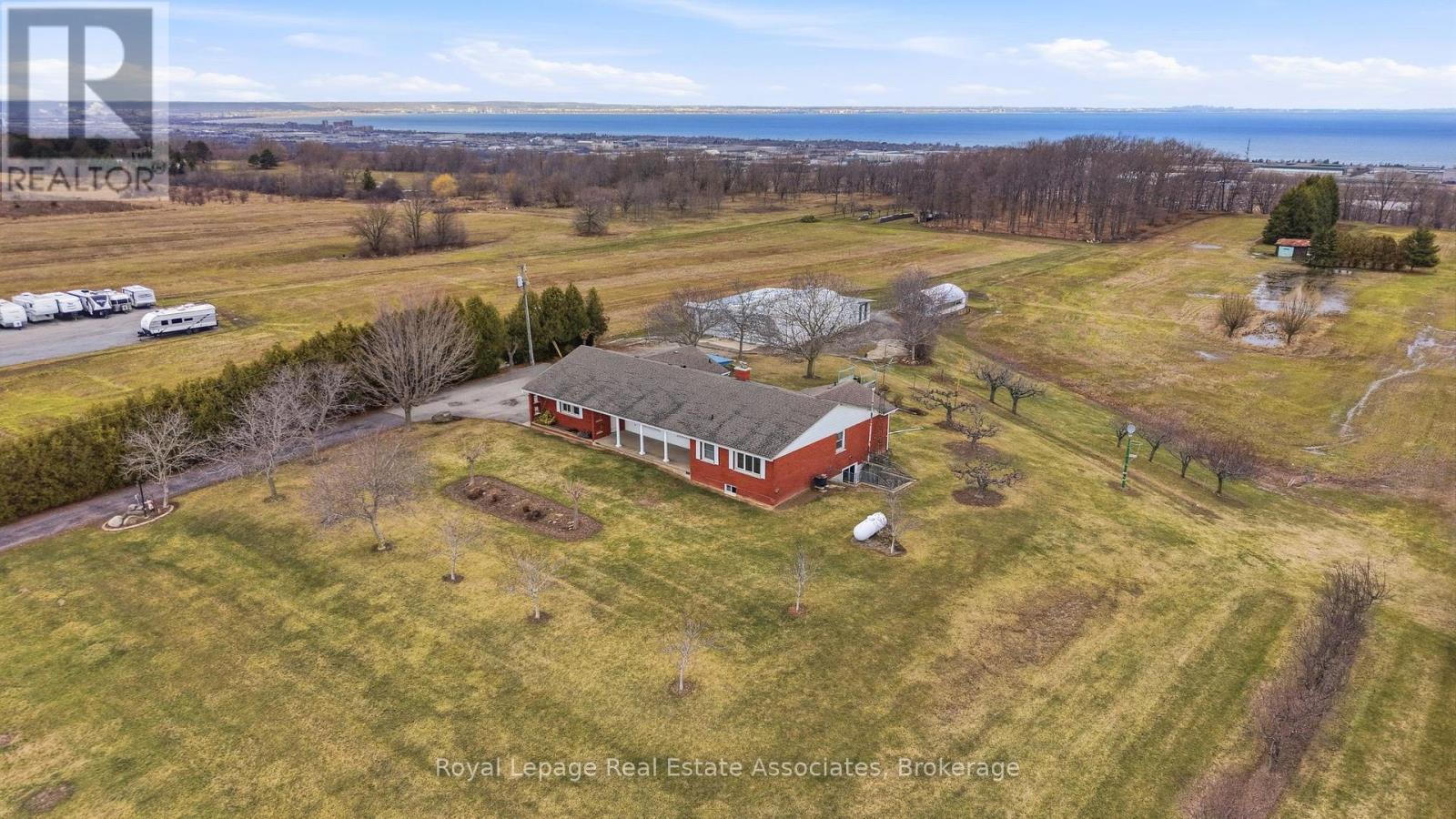 1137 Ridge Road, Hamilton, Ontario  L8J 2X5 - Photo 45 - X12881258