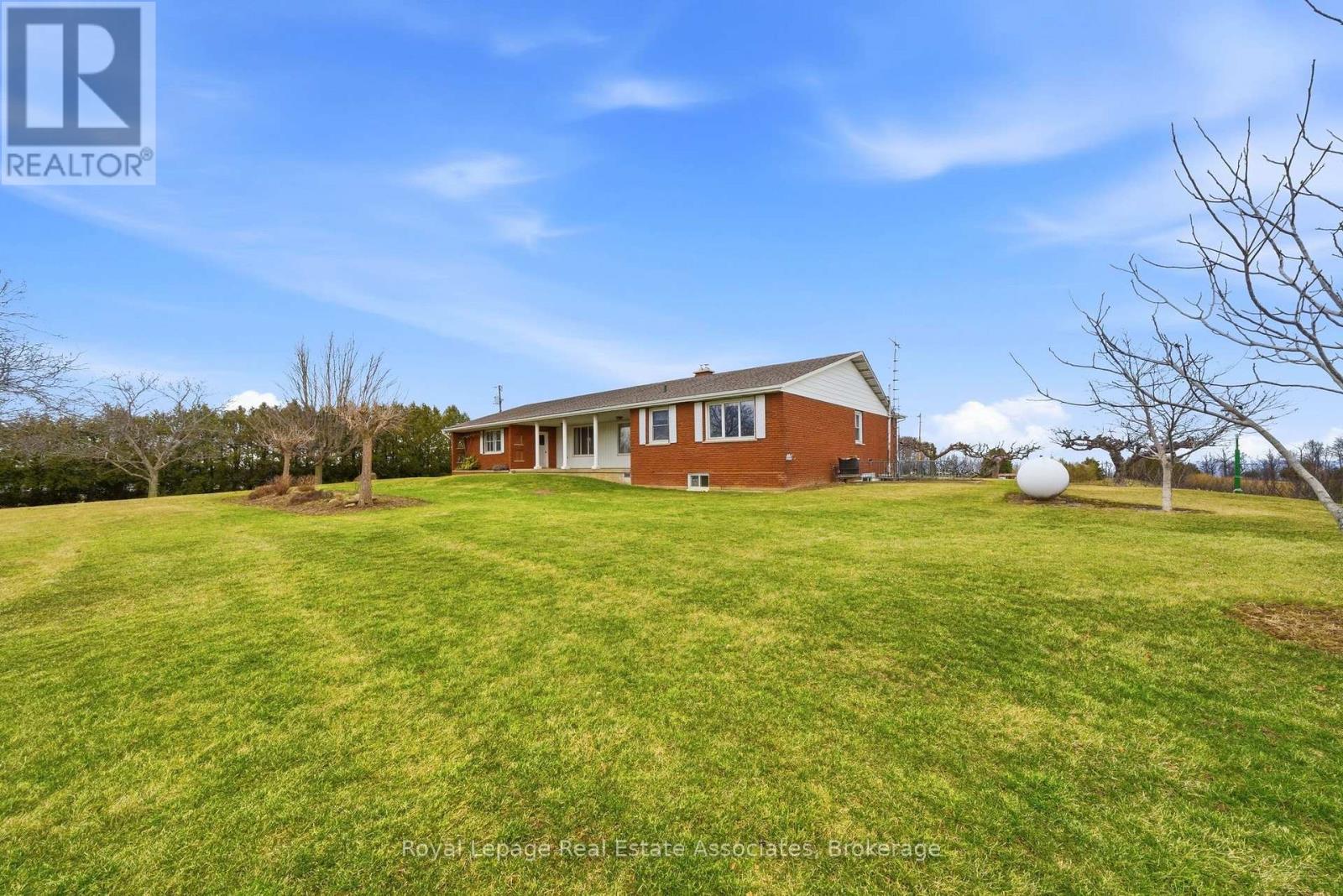 1137 Ridge Road, Hamilton, Ontario  L8J 2X5 - Photo 7 - X12881258
