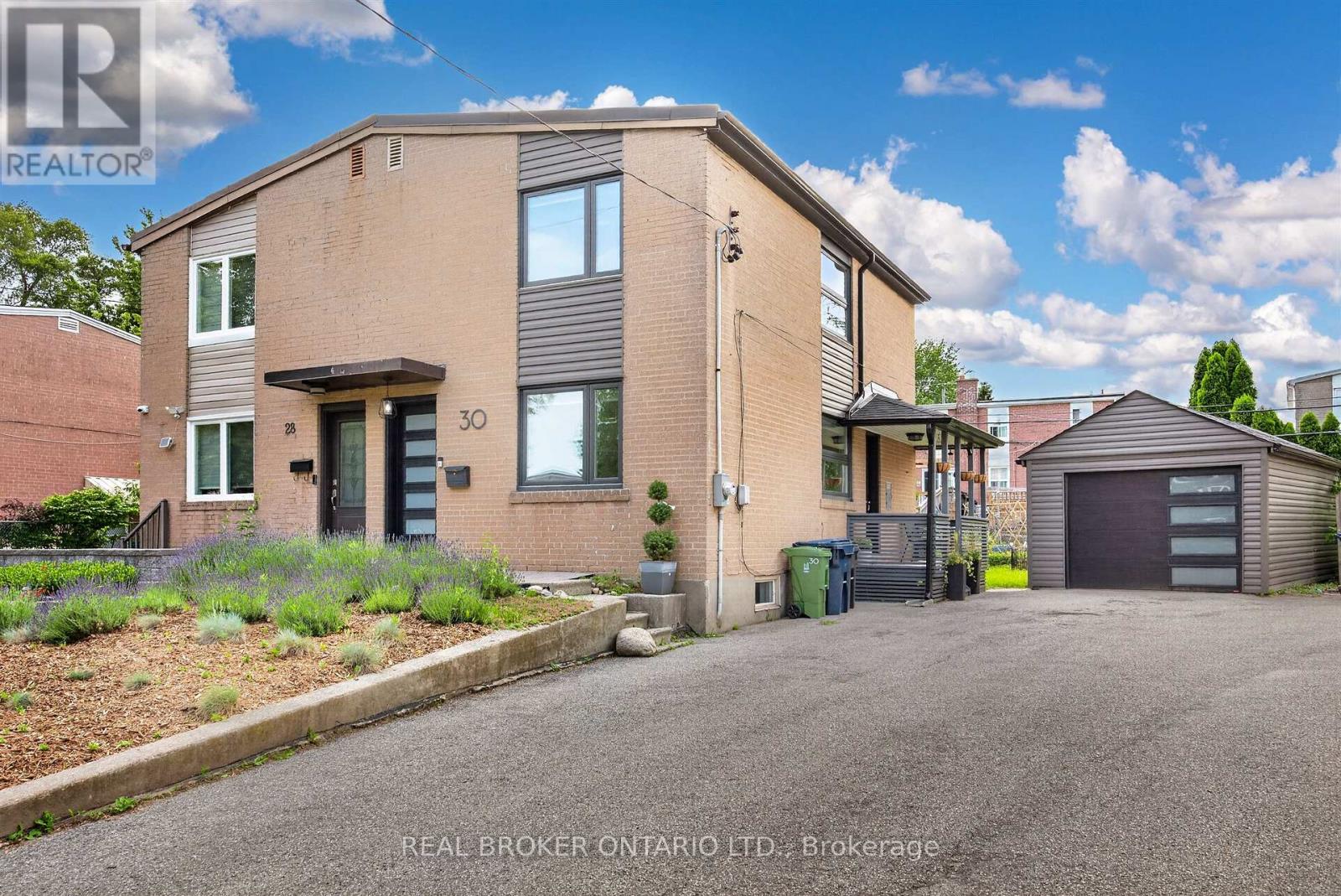 30 WILLOWMOUNT DRIVE, Toronto, Ontario