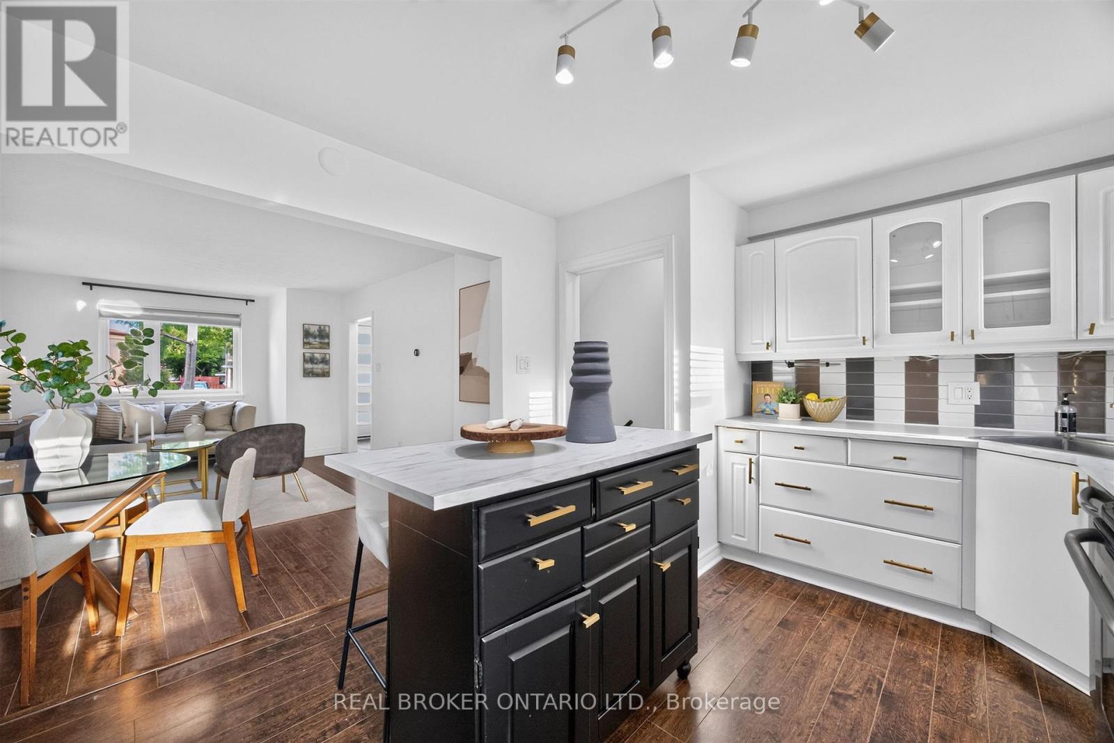30 Willowmount Drive, Toronto, Ontario  M1L 1Y1 - Photo 17 - E13460248