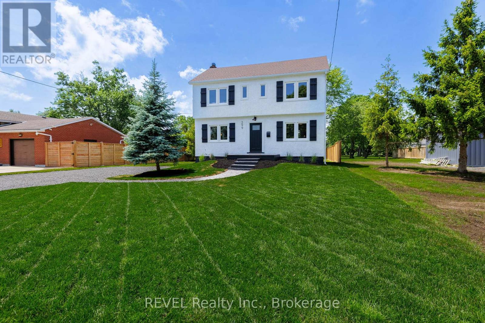299 First Avenue, Welland (N. Welland), Ontario L3C 1Z1 - Photo 1 - X13460206