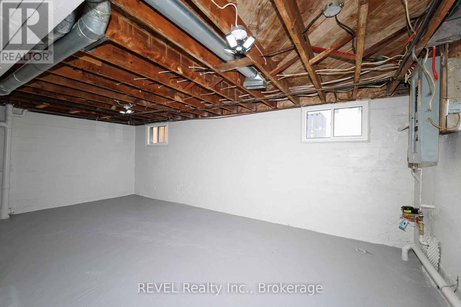 299 First Avenue, Welland (N. Welland), Ontario L3C 1Z1 - Photo 33 - X13460206