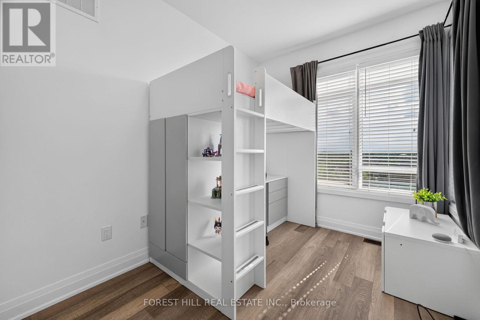 96 Salterton Circle, Vaughan, Ontario  L6A 4Z2 - Photo 31 - N13460272