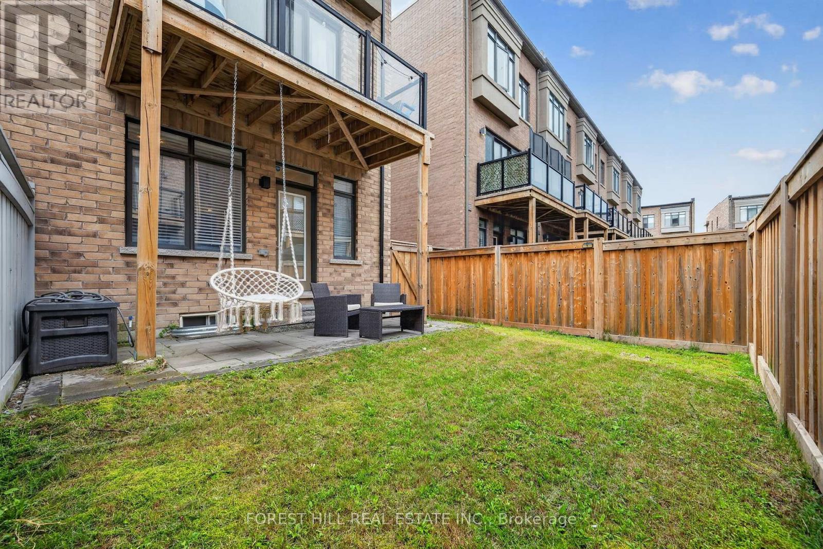 96 Salterton Circle, Vaughan, Ontario  L6A 4Z2 - Photo 37 - N13460272