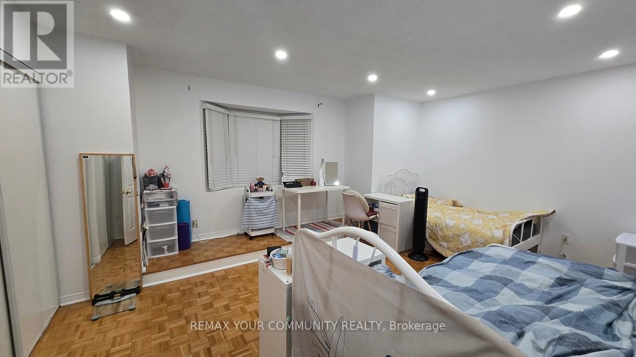 25 - 741 Caradonna Crescent, Newmarket, Ontario  L3X 1W5 - Photo 10 - N13460354