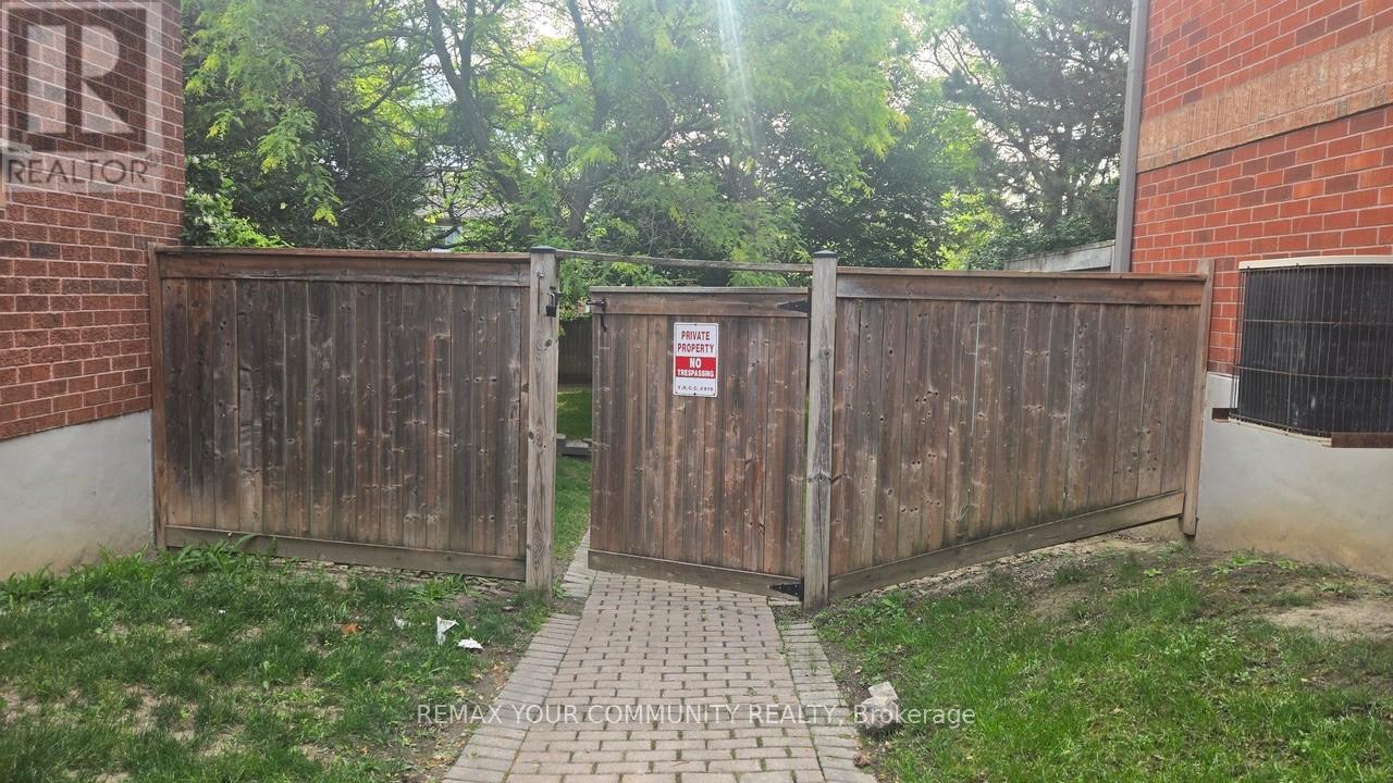 25 - 741 Caradonna Crescent, Newmarket, Ontario  L3X 1W5 - Photo 22 - N13460354