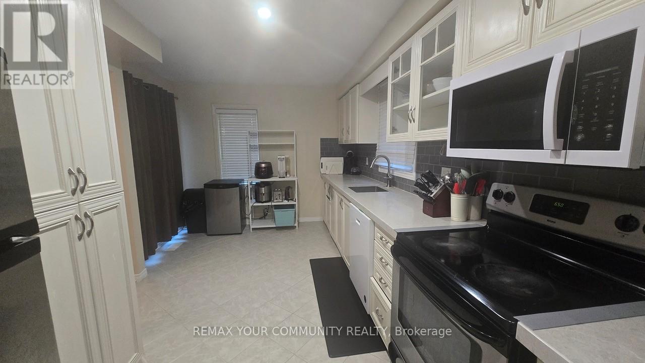 25 - 741 Caradonna Crescent, Newmarket, Ontario  L3X 1W5 - Photo 8 - N13460354