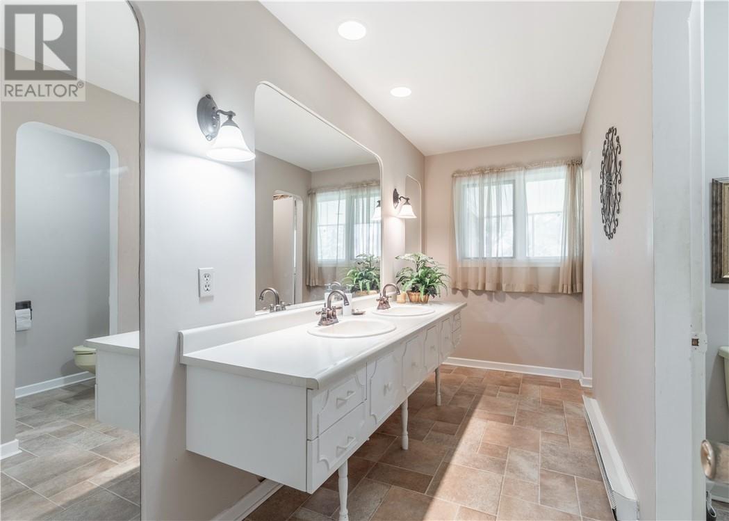 197 Laurier Street W, Azilda, Ontario  P0M 1B0 - Photo 21 - 2128635