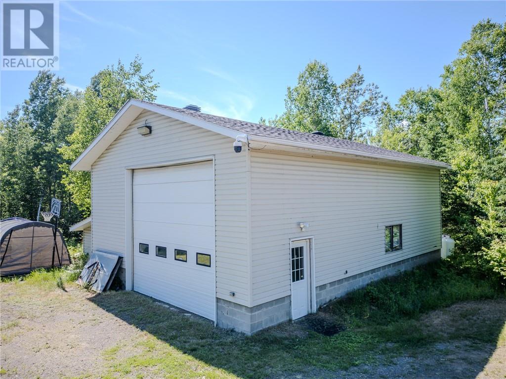 4853 Regional Road 55, Whitefish, Ontario  P0M 3E0 - Photo 37 - 2128573