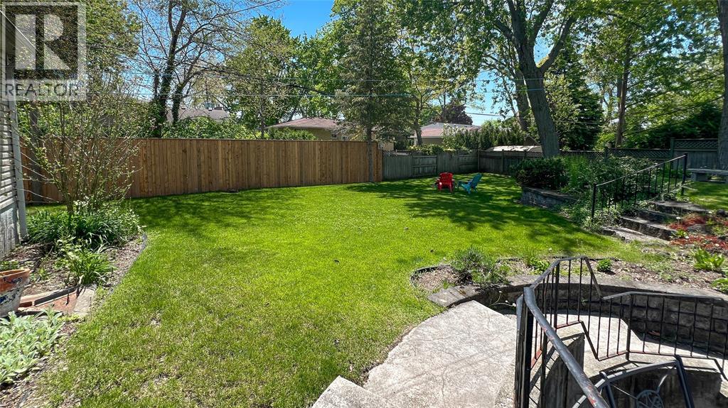 1275 Webster Drive, Sarnia photo 21