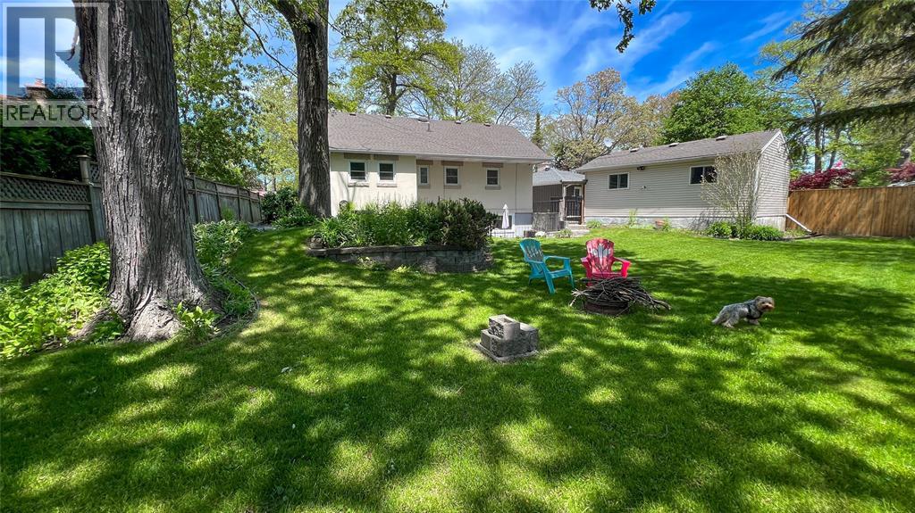 1275 Webster Drive, Sarnia photo 23