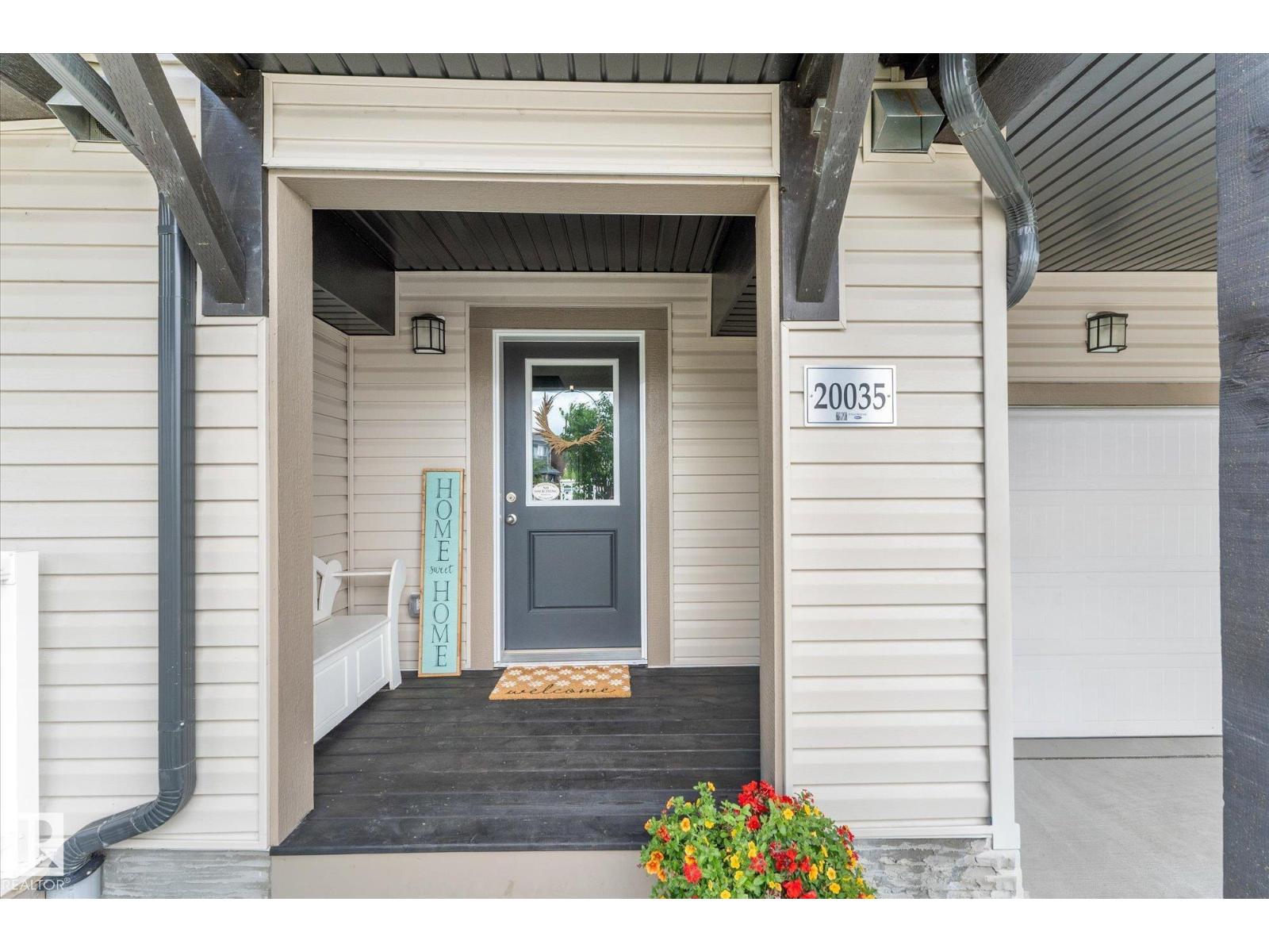 20035 20 Av NW, Edmonton, Alberta  T6M 0X7 - Photo 8 - E4494273