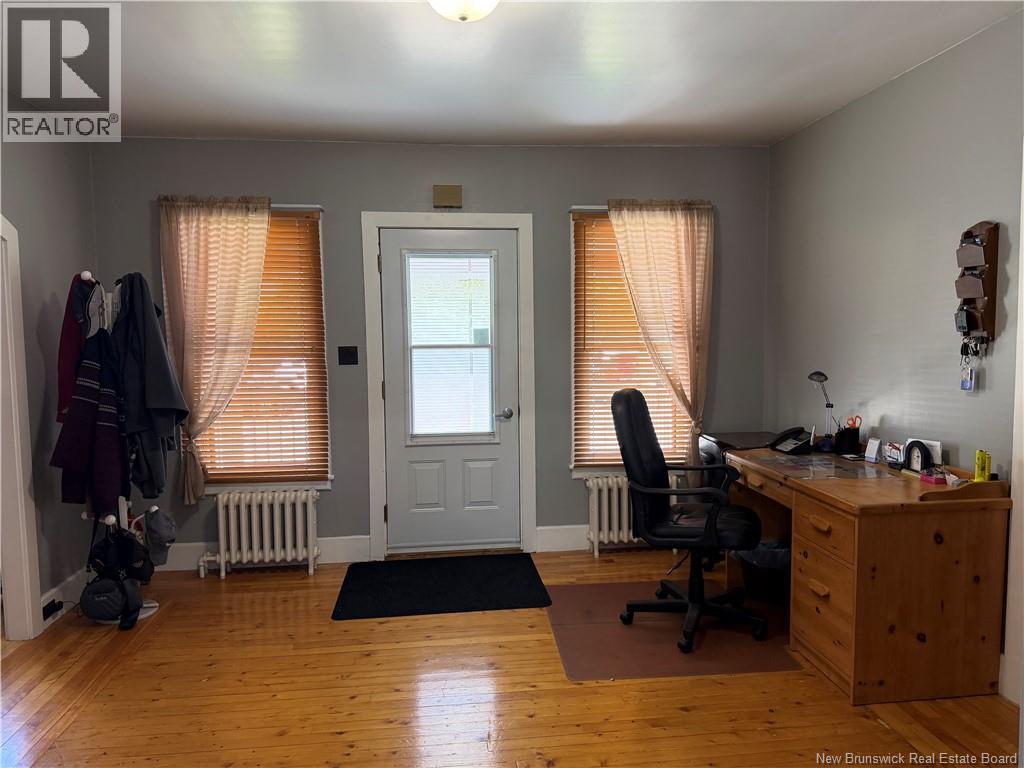 18 Dugal Street, Edmundston, New Brunswick  E3V 1X5 - Photo 11 - NB142176