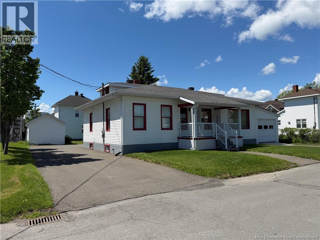 18 Dugal Street, Edmundston, New Brunswick  E3V 1X5 - Photo 2 - NB142176