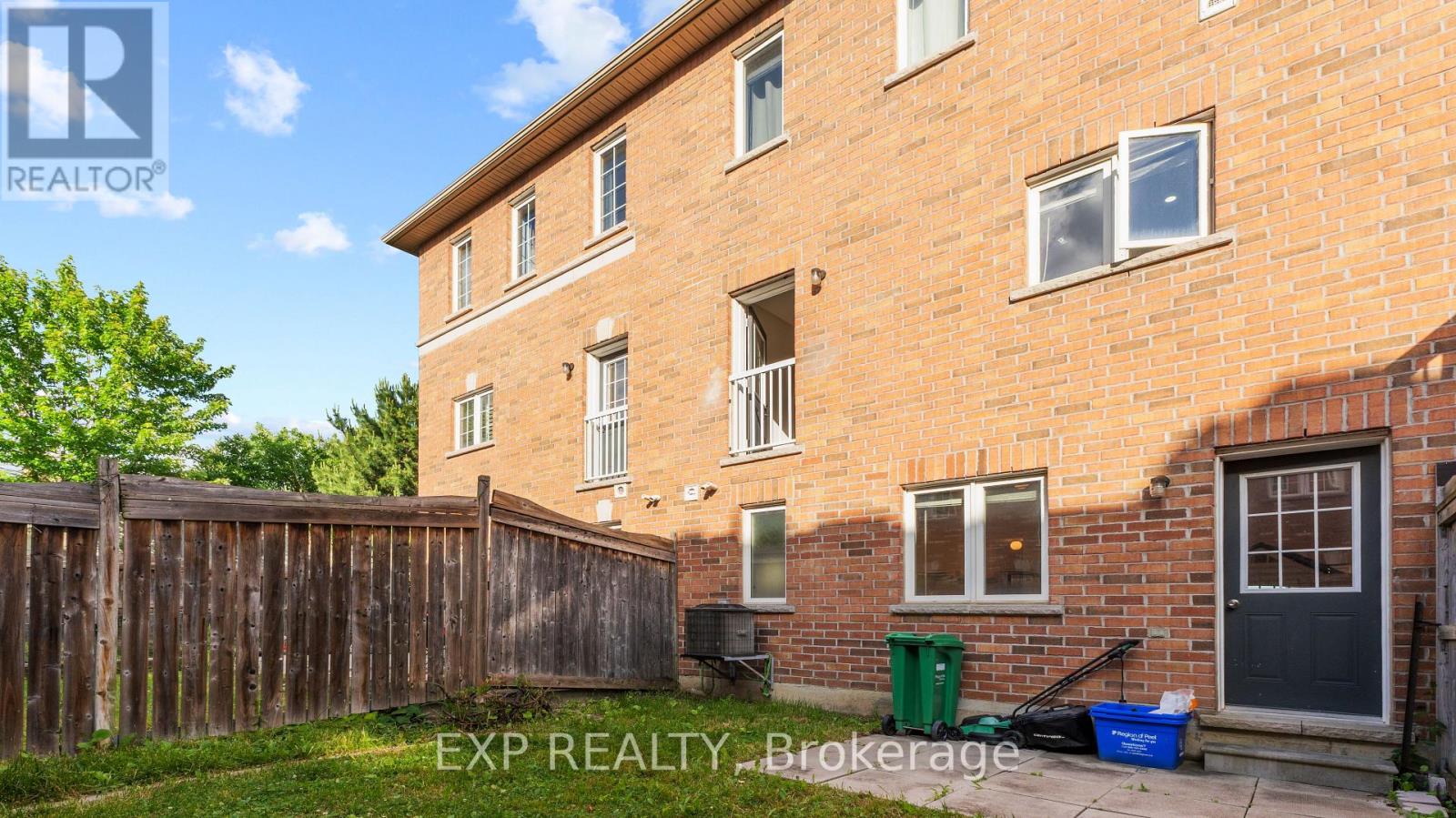 45 October Place, Brampton, Ontario  L6Y 0R6 - Photo 27 - W13460276