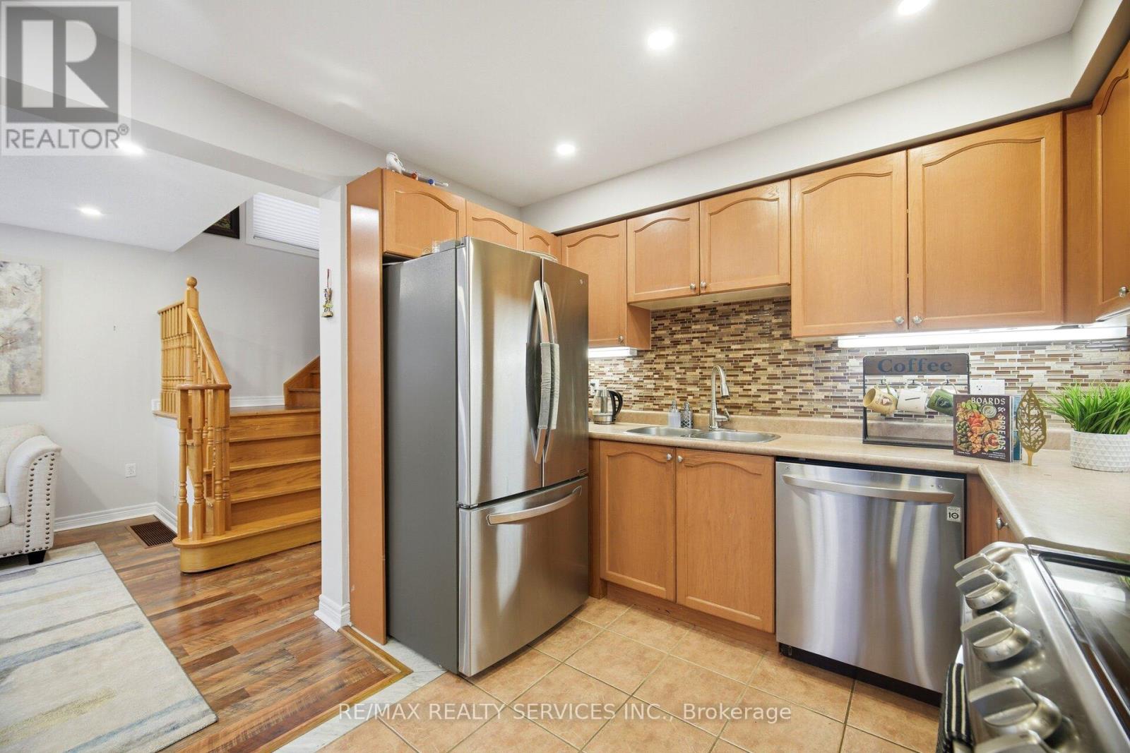 45 Sewells Lane, Brampton, Ontario  L7A 2Z9 - Photo 15 - W13460310