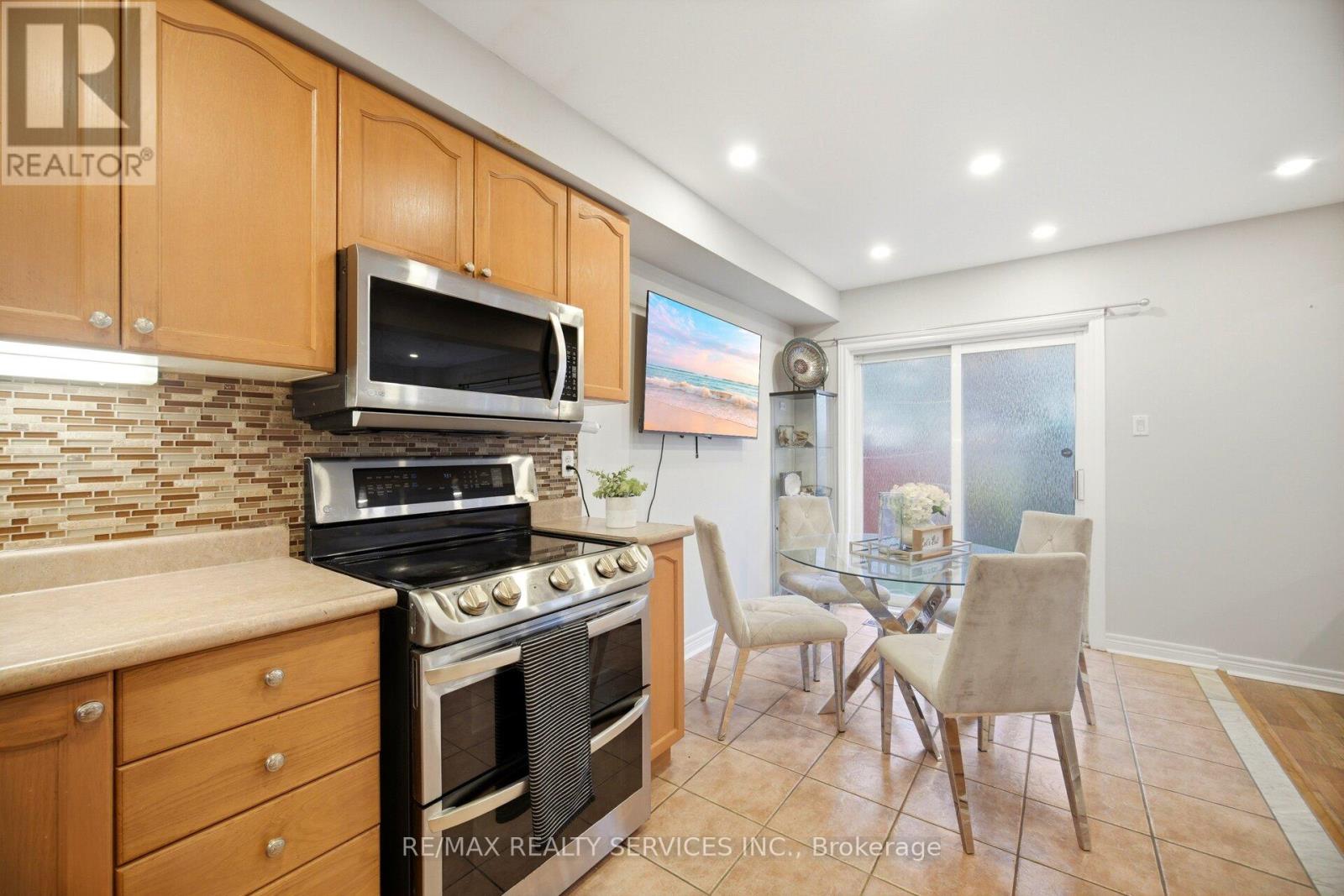 45 Sewells Lane, Brampton, Ontario  L7A 2Z9 - Photo 17 - W13460310