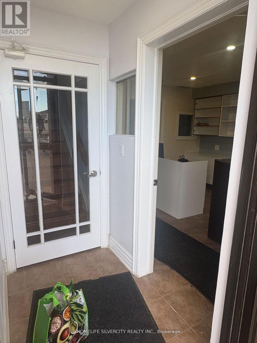 17 - 2131 Williams Parkway E, Brampton, Ontario  L6S 6B8 - Photo 2 - W13460346