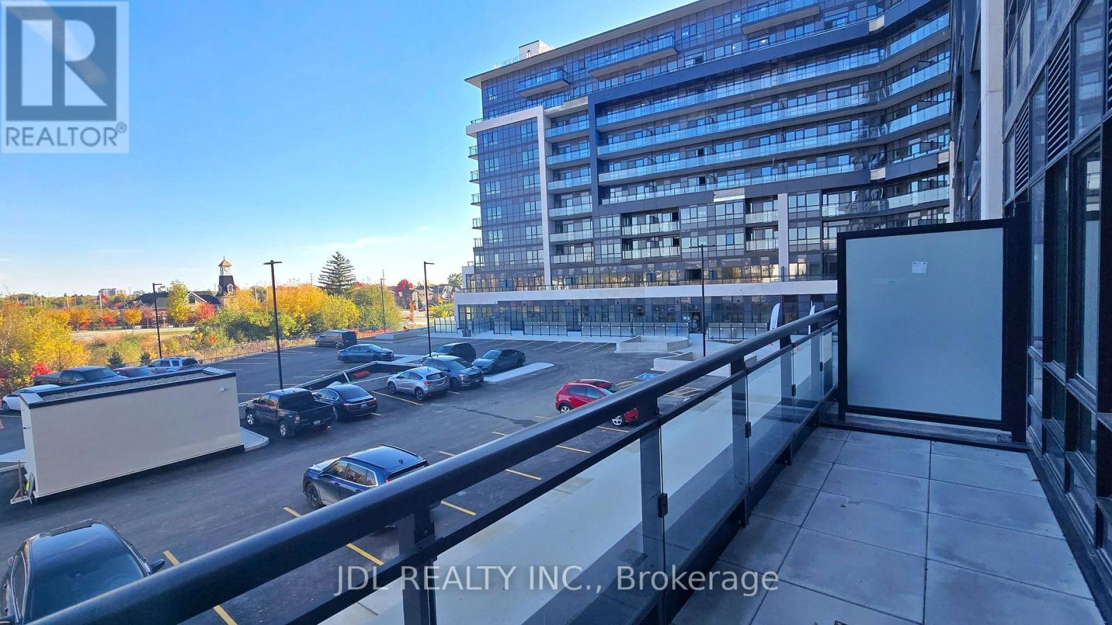 236 - 395 Dundas Street W, Oakville, Ontario  L6M 5R8 - Photo 11 - W13460368