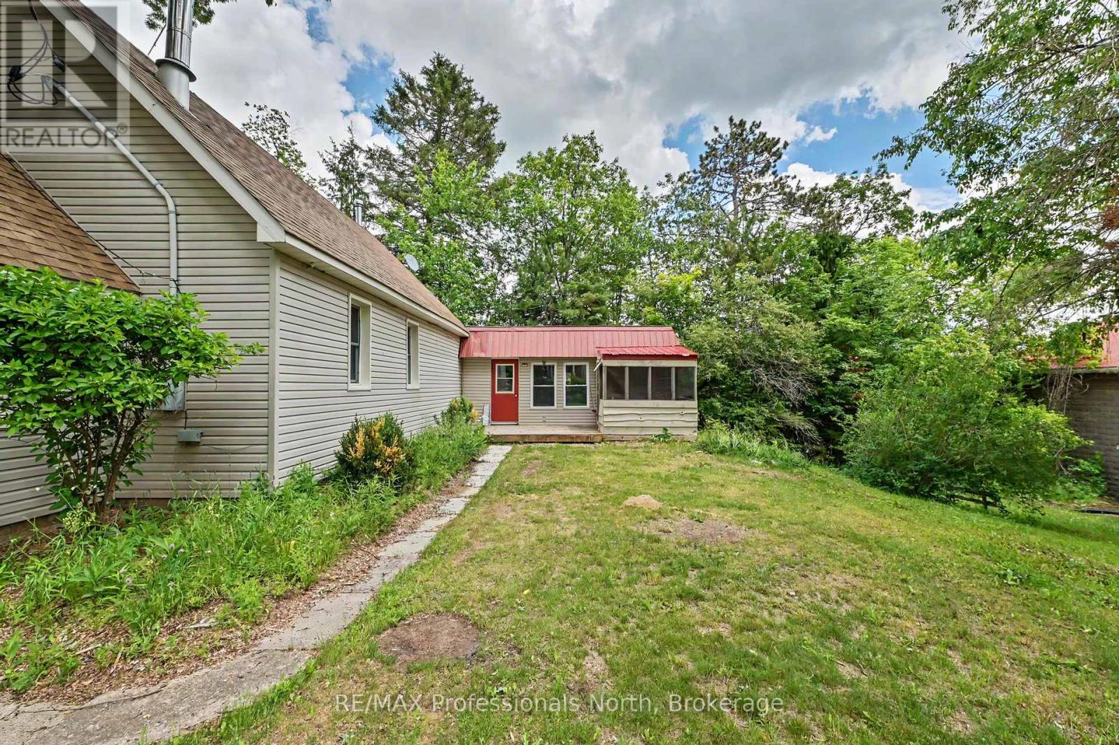 4 Dickson Street, Kawartha Lakes, Ontario  K0M 2A0 - Photo 29 - X12848358
