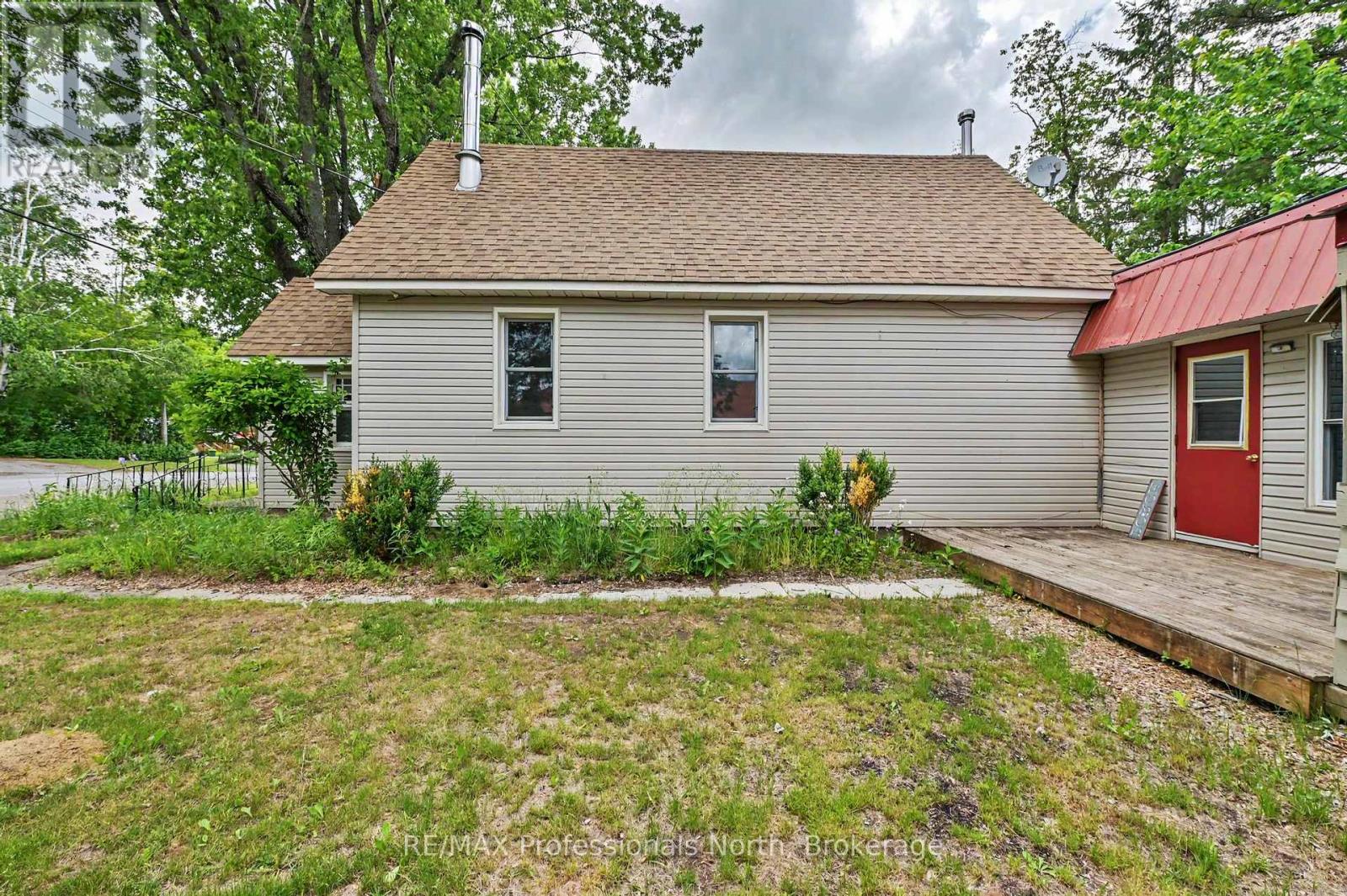 4 Dickson Street, Kawartha Lakes, Ontario  K0M 2A0 - Photo 32 - X12848358