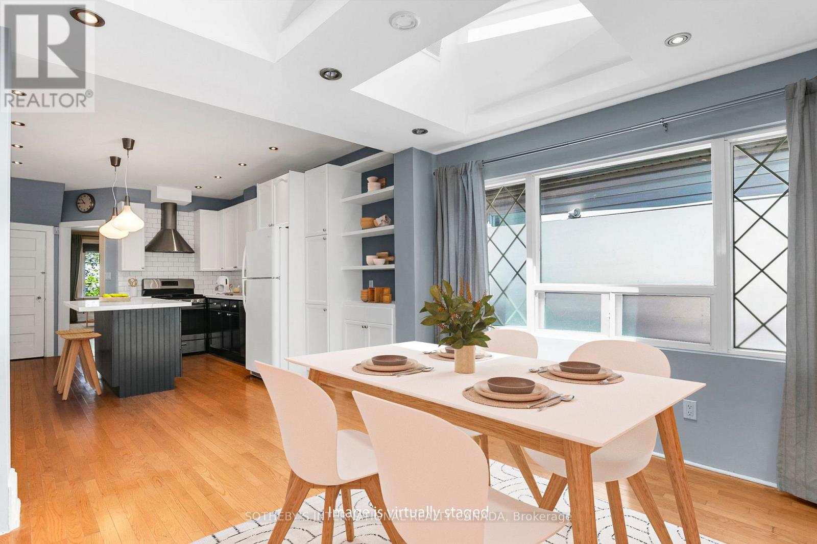 221 Booth Avenue, Toronto, Ontario  M4M 2M6 - Photo 19 - E13452568