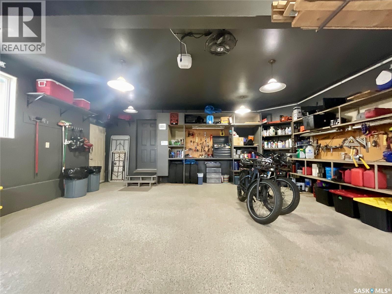 1347 Hleck Place N, Regina, Saskatchewan  S4X 4R2 - Photo 47 - SK039874