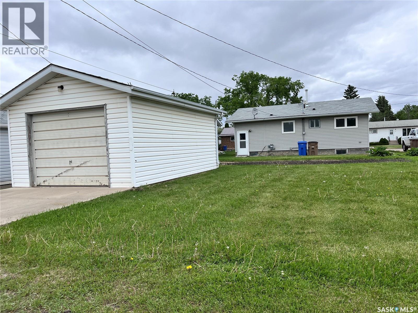 215 Burns Avenue W, Melfort, Saskatchewan  S0E 1A0 - Photo 13 - SK039848