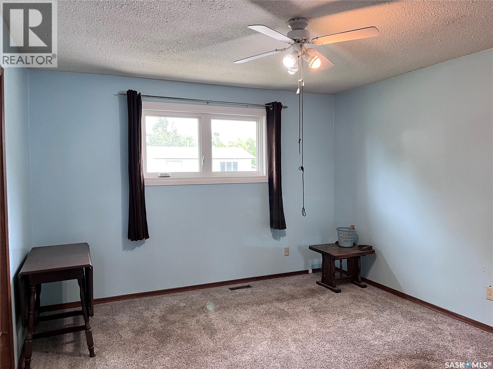 215 Burns Avenue W, Melfort, Saskatchewan  S0E 1A0 - Photo 7 - SK039848