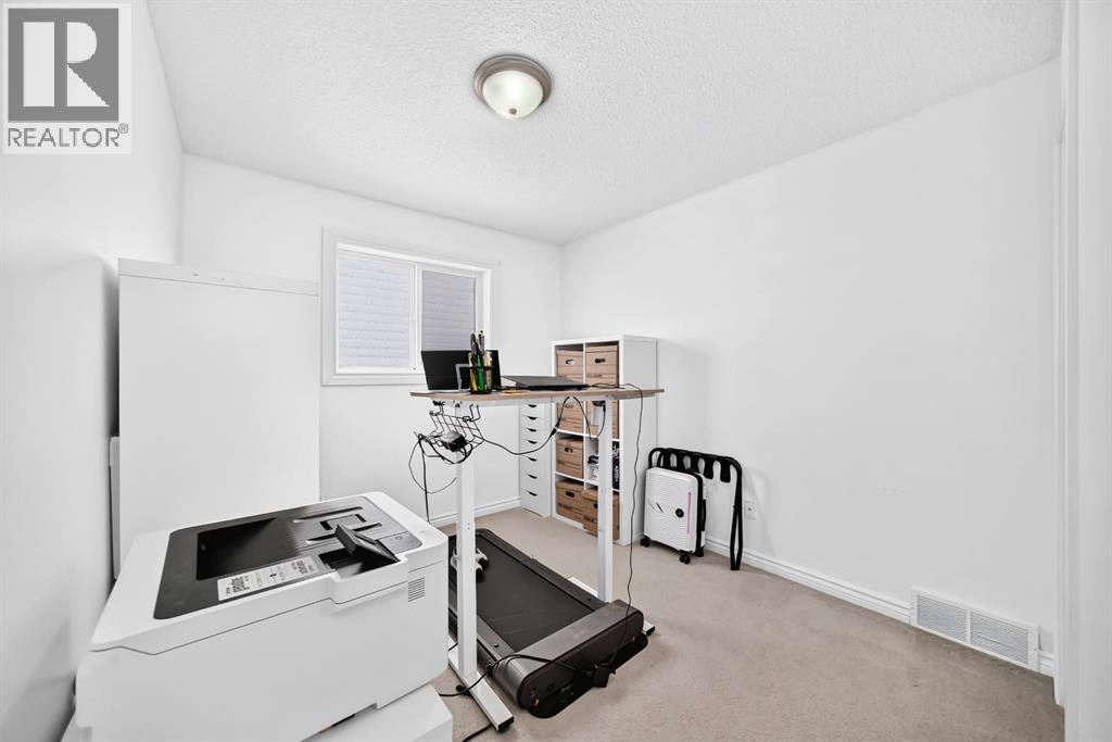 91 Panamount Gardens Nw, Calgary, Alberta  T3K 5V5 - Photo 21 - A2321790