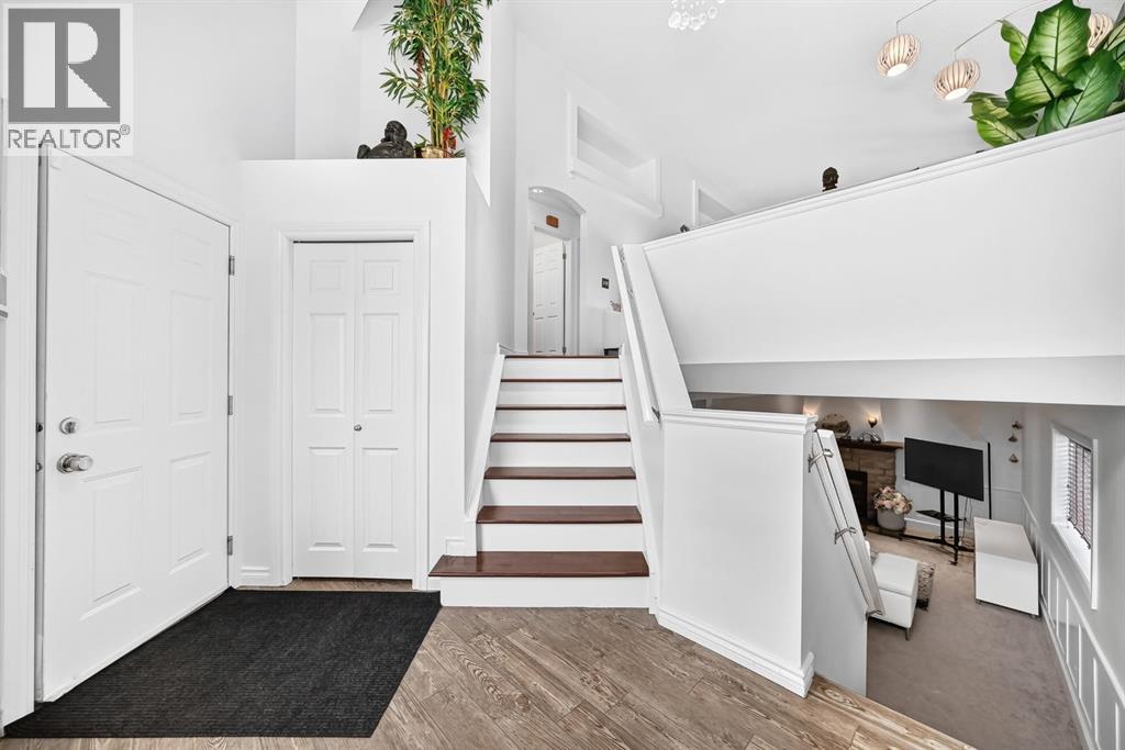 91 Panamount Gardens Nw, Calgary, Alberta  T3K 5V5 - Photo 4 - A2321790