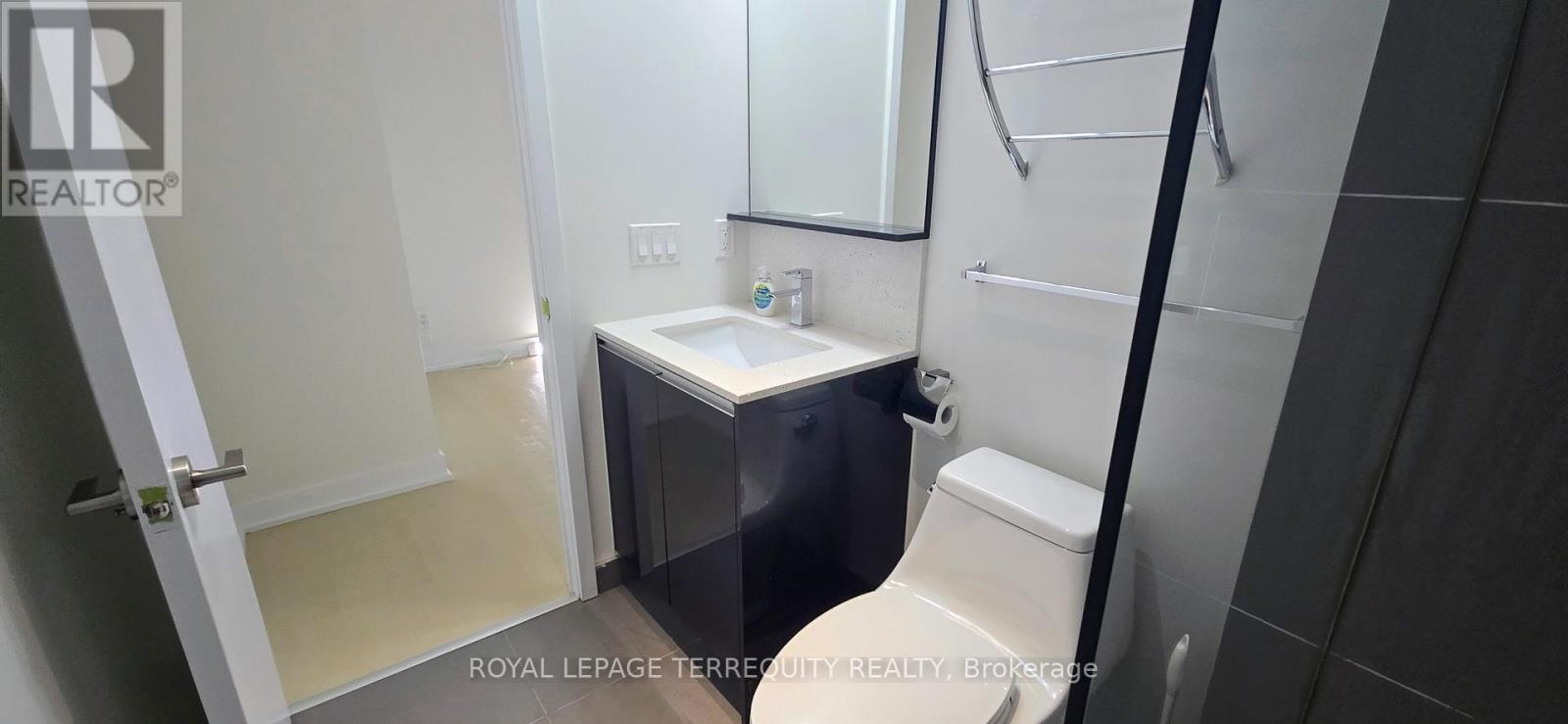 502 - 20 Gladstone Avenue, Toronto, Ontario  M6J 0E9 - Photo 17 - C13460194