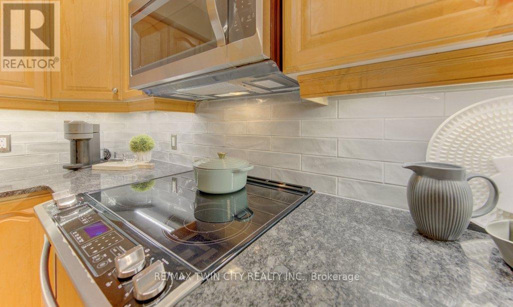 69 Troy Street, Kitchener, Ontario  N2H 1L9 - Photo 15 - X13460214