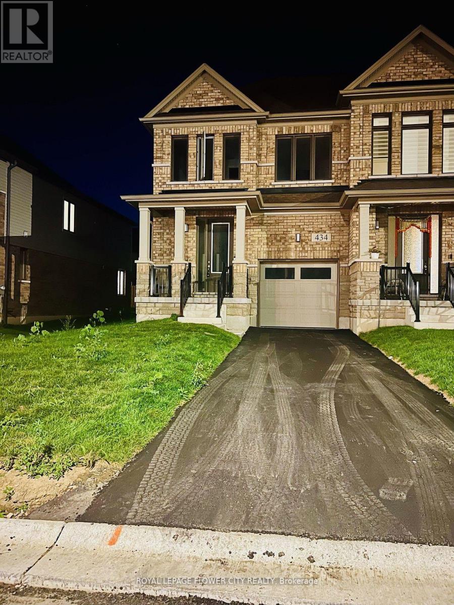434 ROBERT WOOLNER STREET, North Dumfries, Ontario