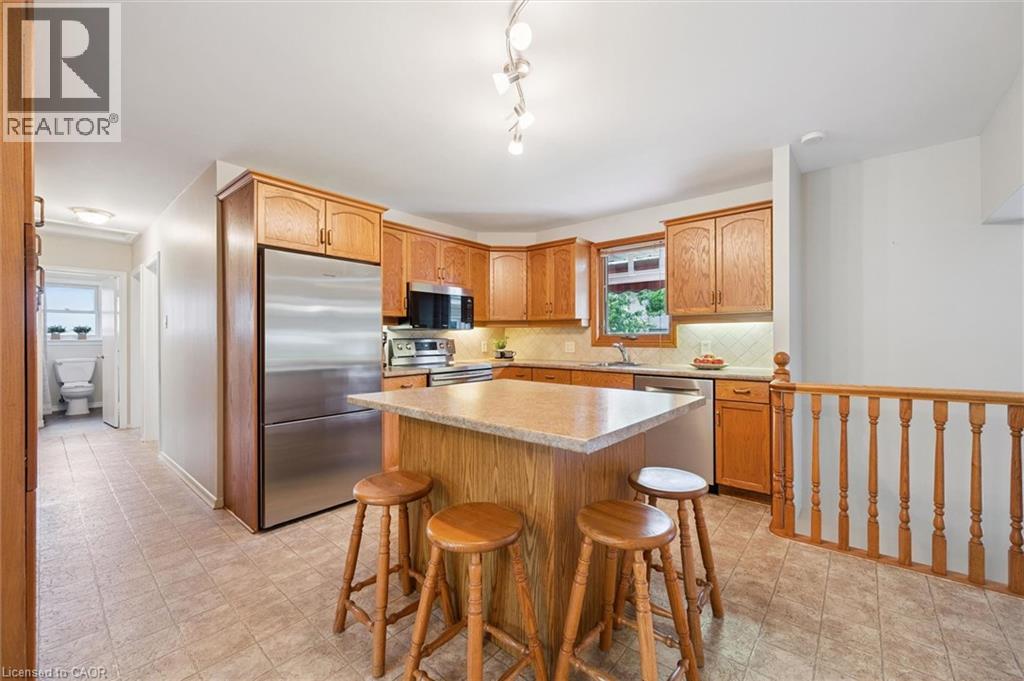 77 Maywood Road, Kitchener, Ontario  N2C 2A2 - Photo 8 - 40826790