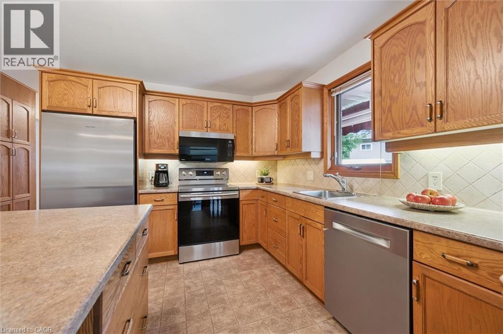 77 Maywood Road, Kitchener, Ontario  N2C 2A2 - Photo 9 - 40826790