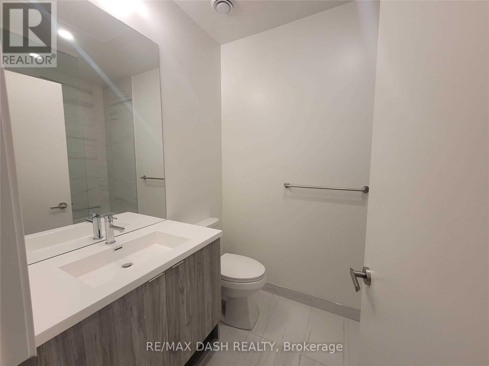 1118 - 10 Honeycrisp Crescent, Vaughan, Ontario  L4K 0M7 - Photo 11 - N13459772