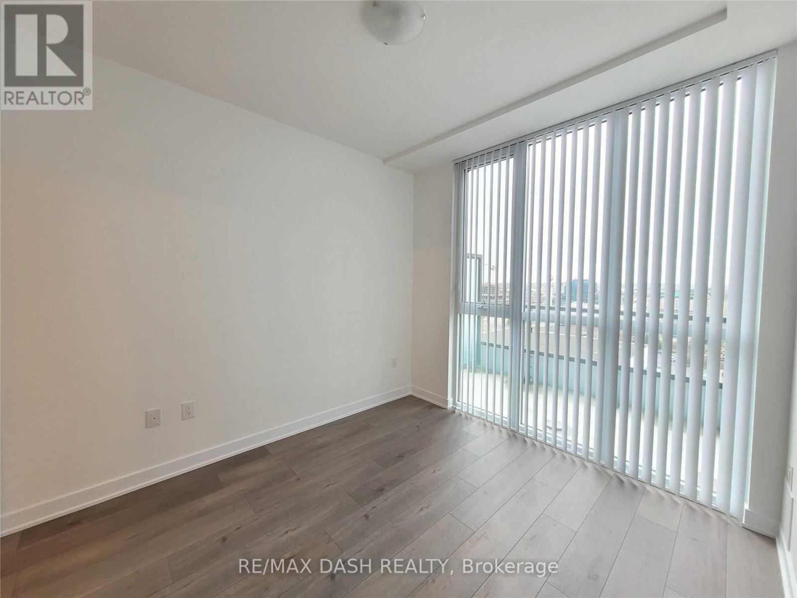 1118 - 10 Honeycrisp Crescent, Vaughan, Ontario  L4K 0M7 - Photo 9 - N13459772