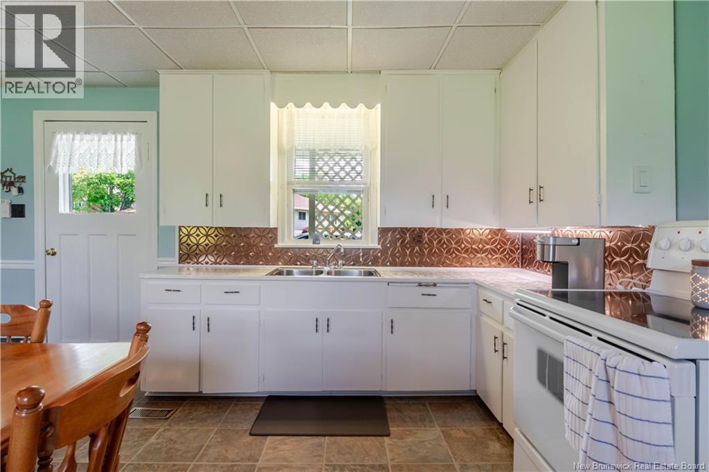 971 Clements Drive, Fredericton, New Brunswick  E3G 7J3 - Photo 4 - NB141339