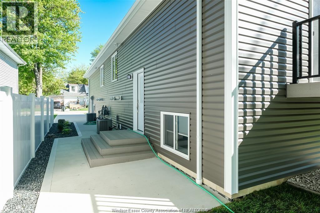81 Brien Avenue West Unit# B, Essex, Ontario  N8M 1V9 - Photo 3 - 26014478