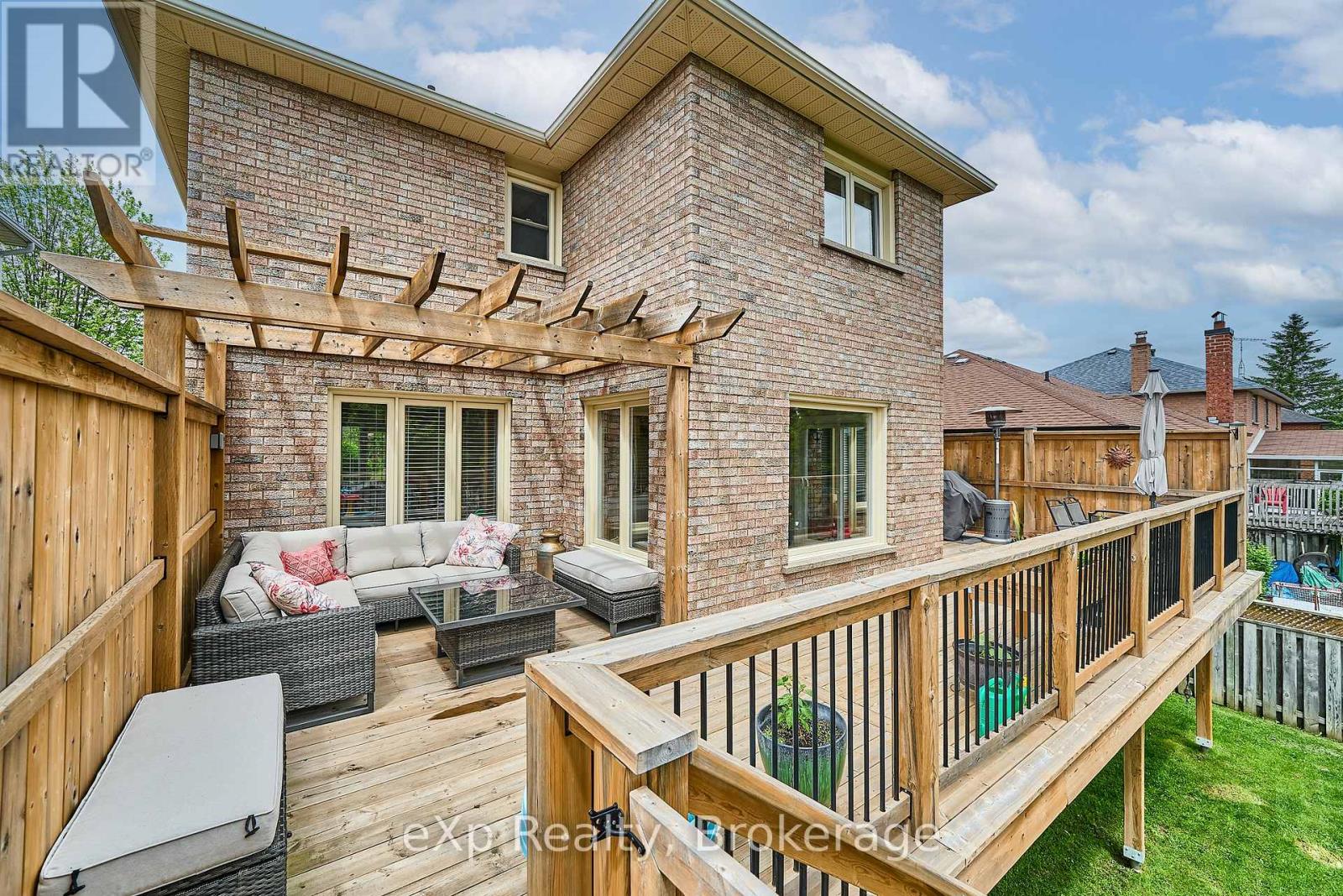 43 Forest Heights Street, Whitby, Ontario  L1R 1T7 - Photo 7 - E13460778