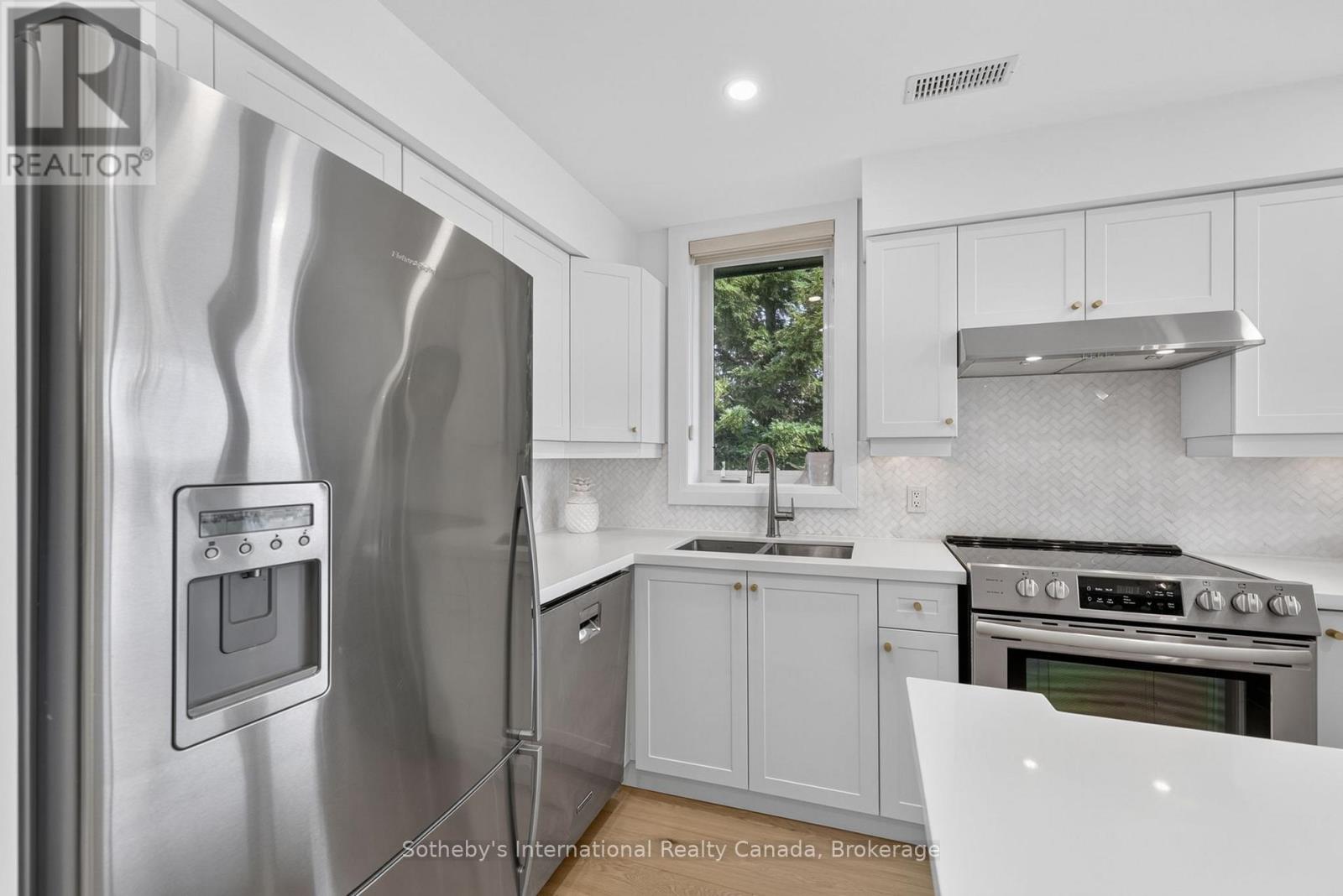 441 Mariners Way, Collingwood, Ontario  L9Y 5C7 - Photo 13 - S13460424