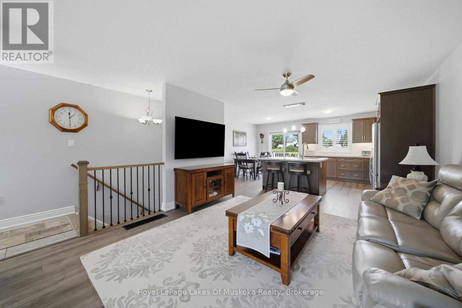 1948 Warminster Side Road, Oro-Medonte (Warminster), Ontario  L3V 0K5 - Photo 8 - S13460532